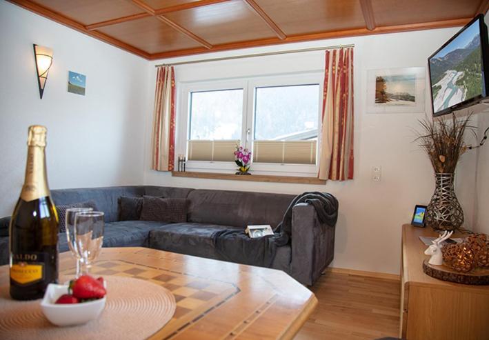 Hinterhornbach Ferienhaus Hochvogel מראה חיצוני תמונה